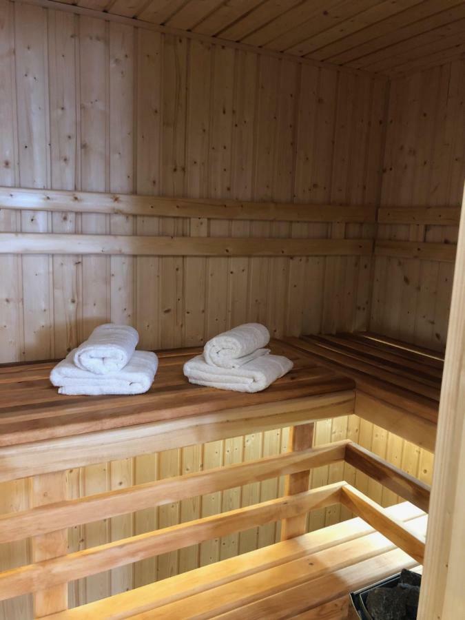 Family & Business Sauna Apartments No1 Lesny Nad Zalewem Cedzyna Unikat - 3 Bedroom With Private Sauna, Bath With Hydromassage, Terrace, Garage, Catering Options Kielce Kültér fotó