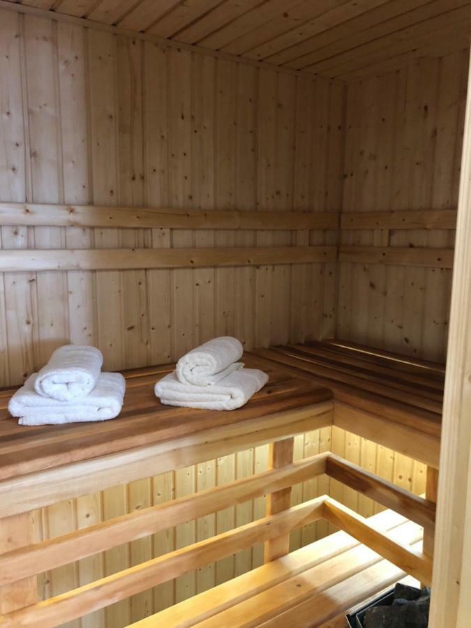 Family & Business Sauna Apartments No1 Lesny Nad Zalewem Cedzyna Unikat - 3 Bedroom With Private Sauna, Bath With Hydromassage, Terrace, Garage, Catering Options Kielce Kültér fotó
