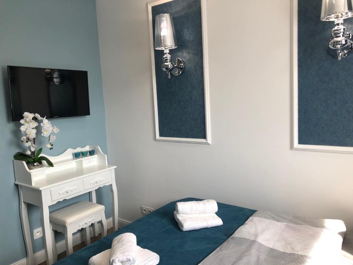 Family & Business Sauna Apartments No1 Lesny Nad Zalewem Cedzyna Unikat - 3 Bedroom With Private Sauna, Bath With Hydromassage, Terrace, Garage, Catering Options Kielce Kültér fotó